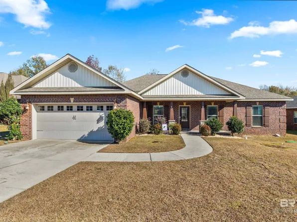 3379 Woodward Dr, Mobile, AL 36695