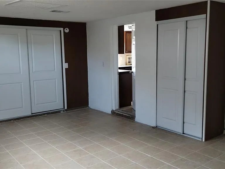 3637 Winder Dr — Photo 3