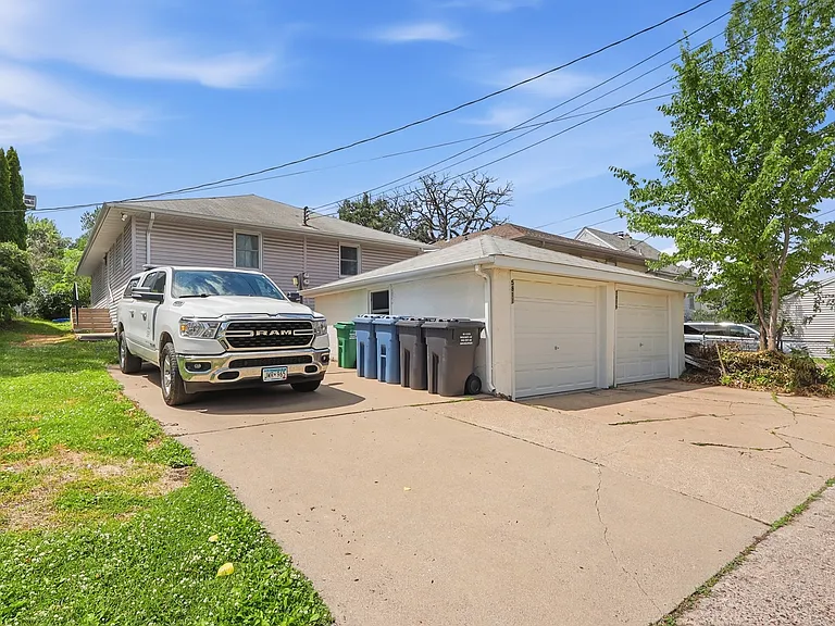 5809 Xerxes Ave S — Photo 24
