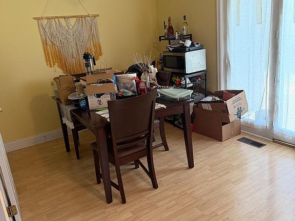 5th image of 80 Diller Ave APT 9