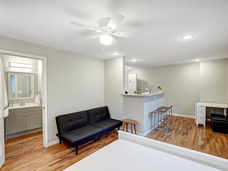 2341 Burnet Ave #2 — Photo 8