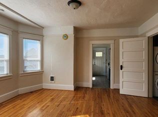 3911-3925 SE 28th Pl #3915, Portland, OR 97202