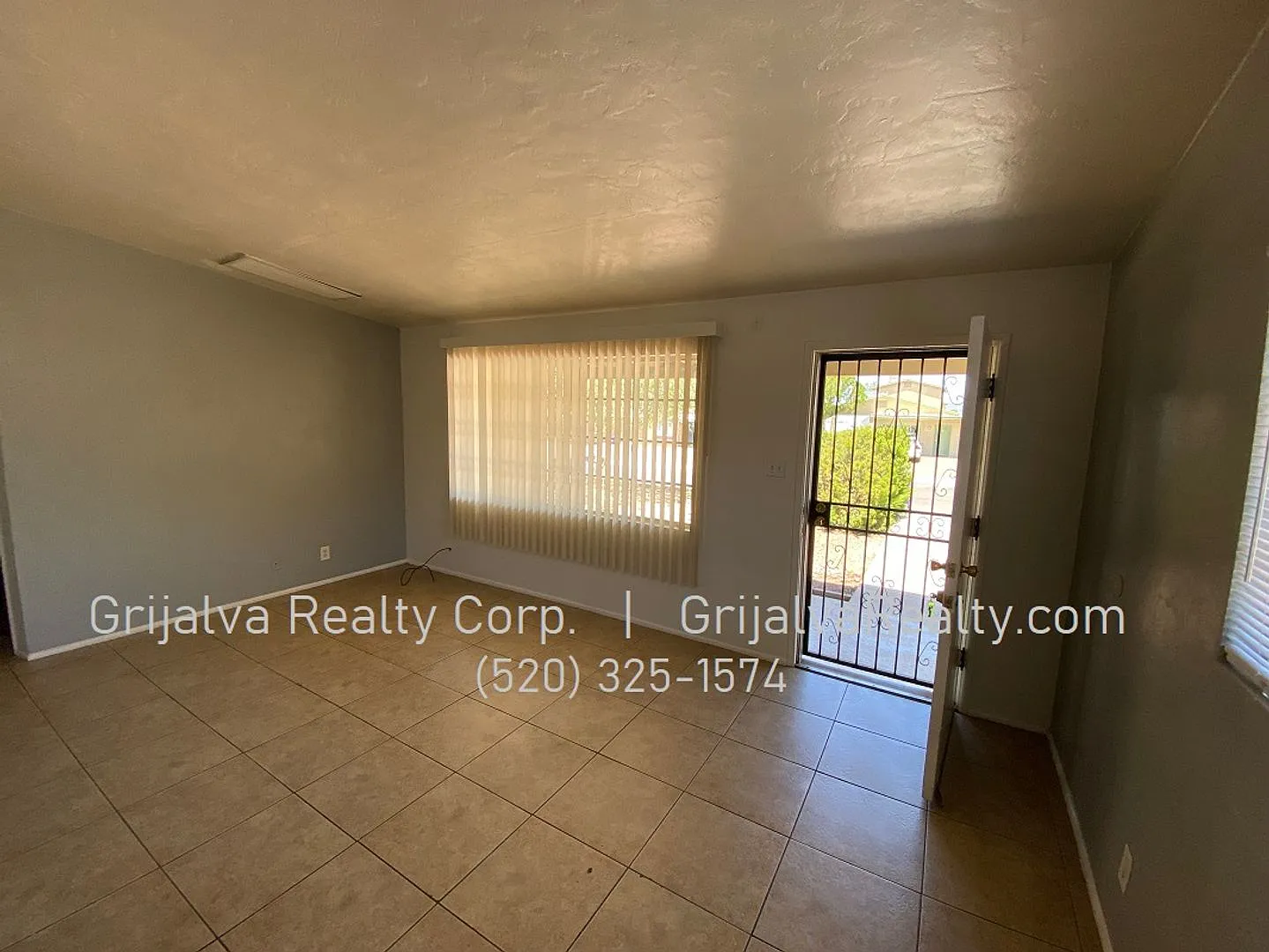 1416 Lee — Photo 2