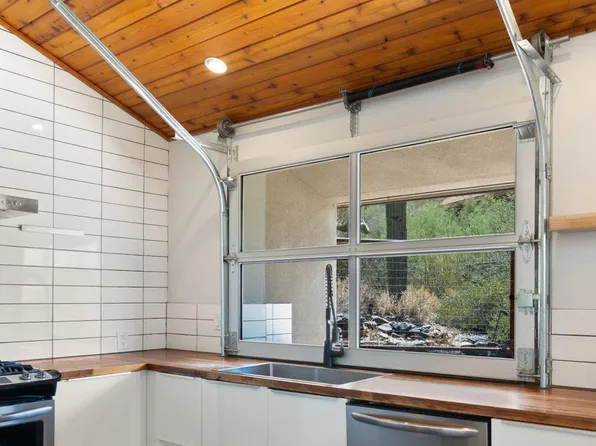 6035 E CARRIAGE Drive, Cave Creek, AZ 85331