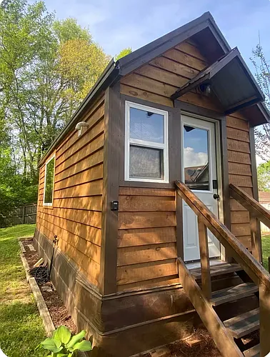 1021 Patriot Dr Photo 1