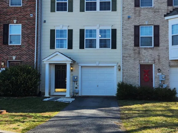 23 Snead Dr, Martinsburg, WV 25405