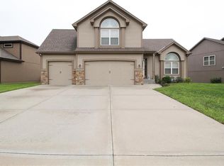1311 NE 107th St, Kansas City, MO 64155