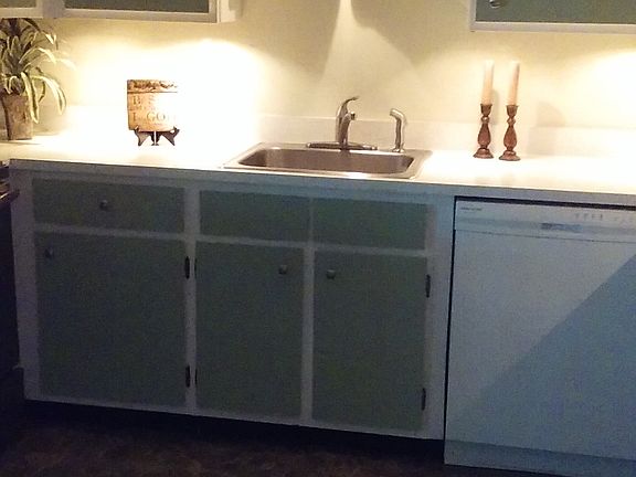 5th image of 607 Midway Dr #B