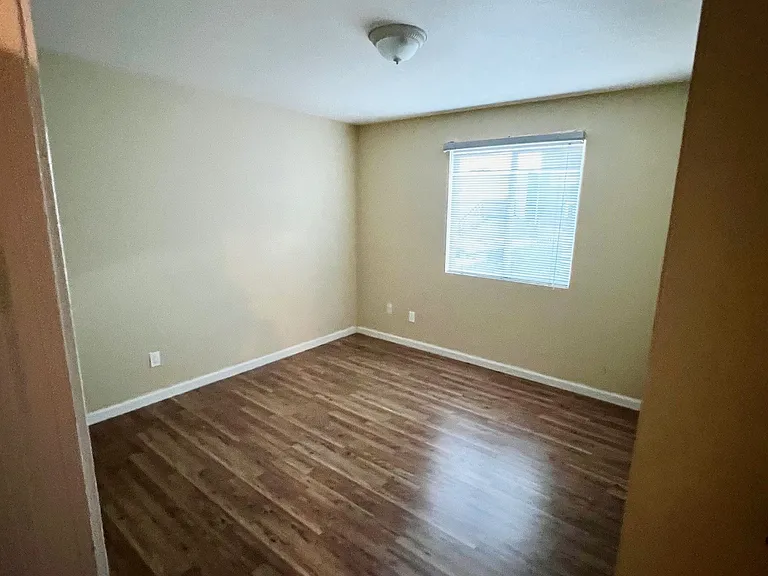 446 Arch St #3 — Photo 6