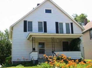 245 W 30th St, Davenport, IA 52803