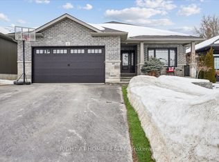 4 Sylvan St, Quinte West, ON K8V 0C6