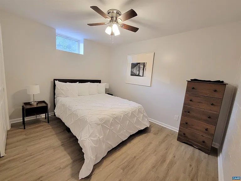 1511 E High St #3 — Photo 6