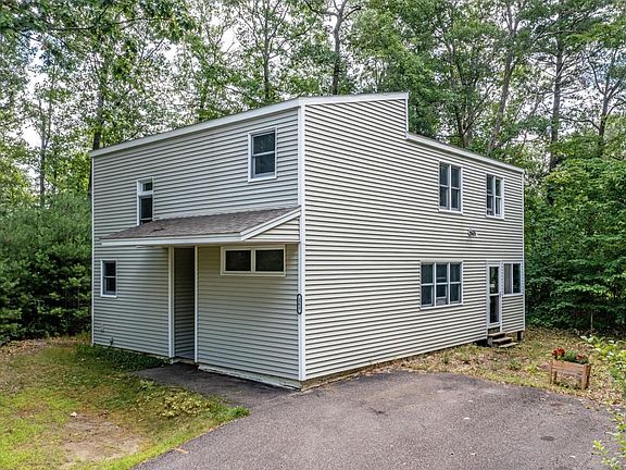 2nd image of 26A Woods End Drive