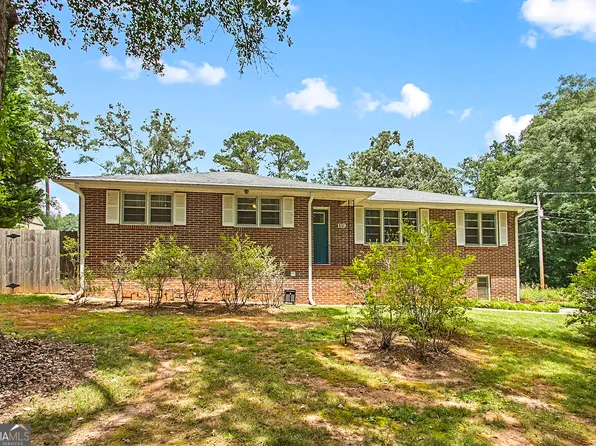 119 Country Club Dr, Forsyth, GA 31029