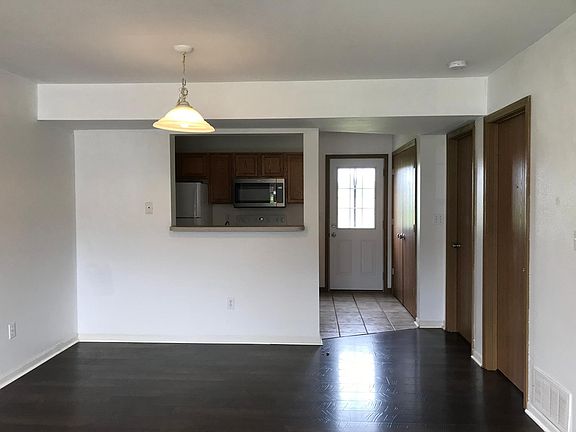 4th image of 5815 Canaveral Dr