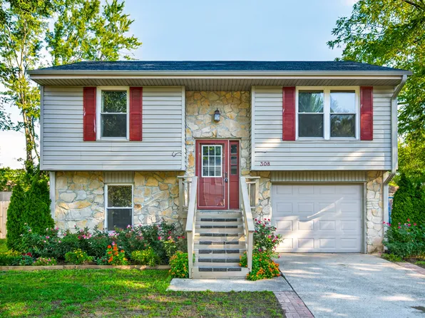 308 Glenbrook Dr, Seymour, IN 47274