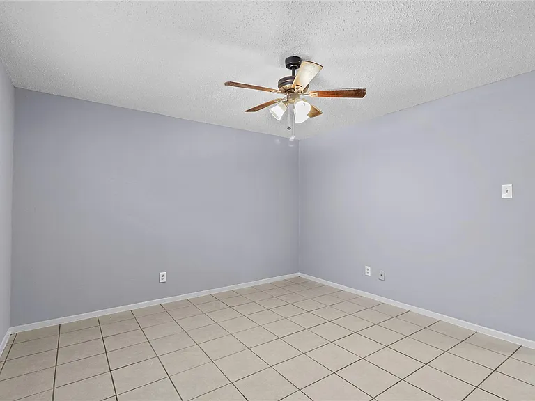 1016 Tri Oaks Ln #92 — Photo 7