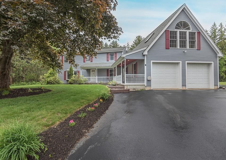 1st image of 35 Evergreen Dr