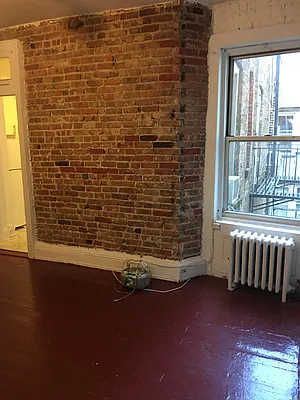 Rented by Keith Stuart Sprague Inc | media 23