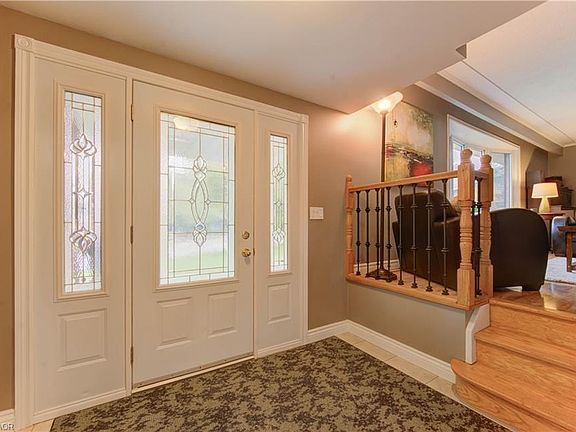 3rd image of 298 Creighton Ct