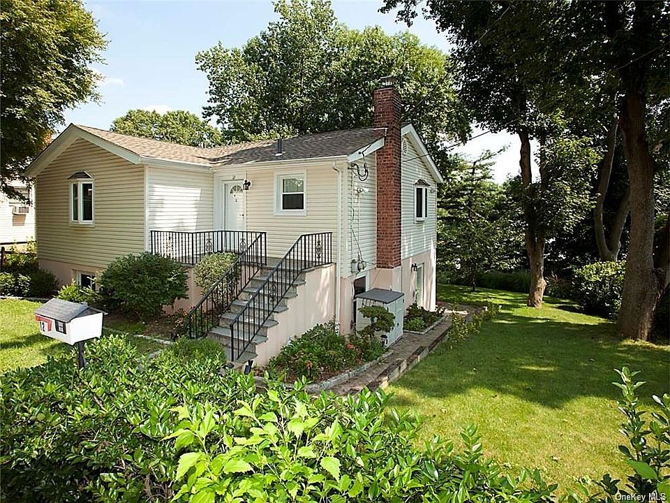 1st image of 12 Leroy Pl