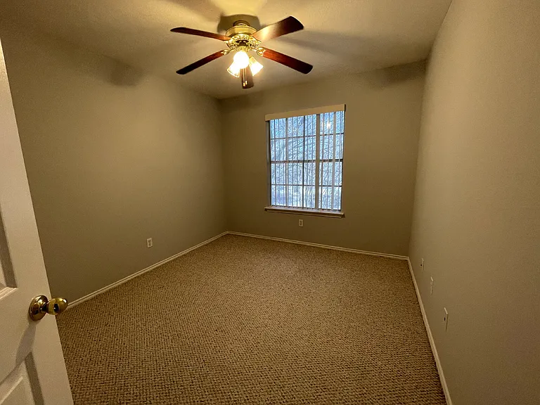 3621 Bratton Heights Dr — Photo 13
