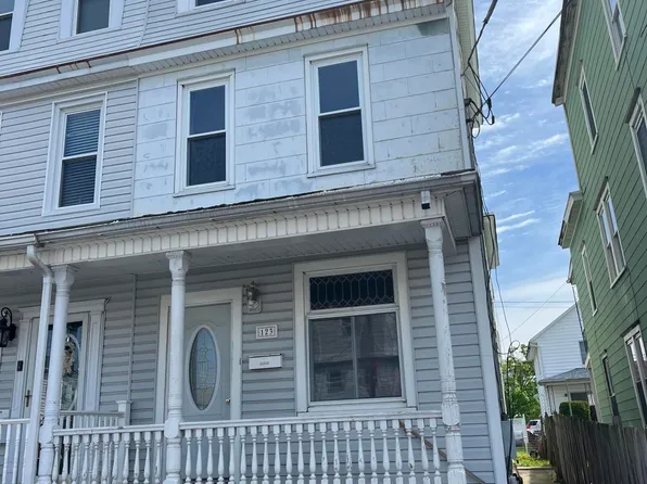 123 S Vine St, Mount Carmel, PA 17851
