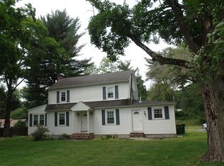 2 Sheldon Dr, Poughkeepsie, NY 12603