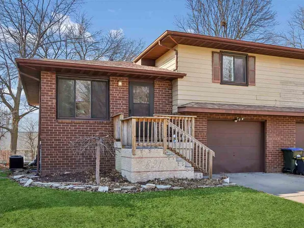821 Dover St, Iowa City, IA 52245