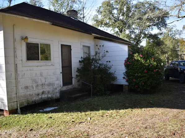 2895 Church St, Vernon, FL 32462