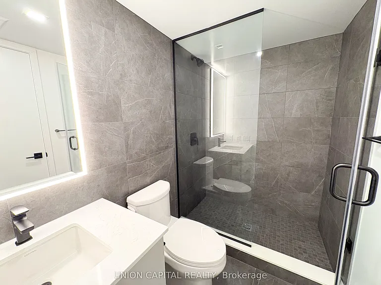 609 Sherbourne St #1901 — Photo 3
