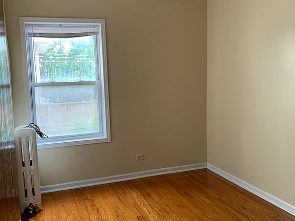 3rd image of 3103 W 62nd St APT 1