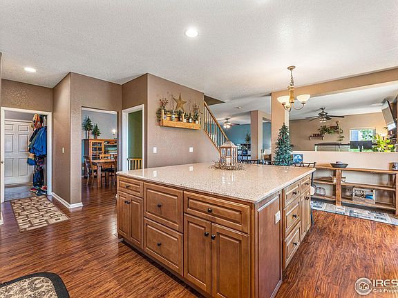 3rd image of 138 Bonanza Dr