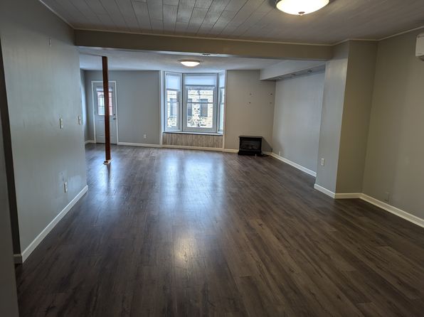 274 1/2 Main St #2