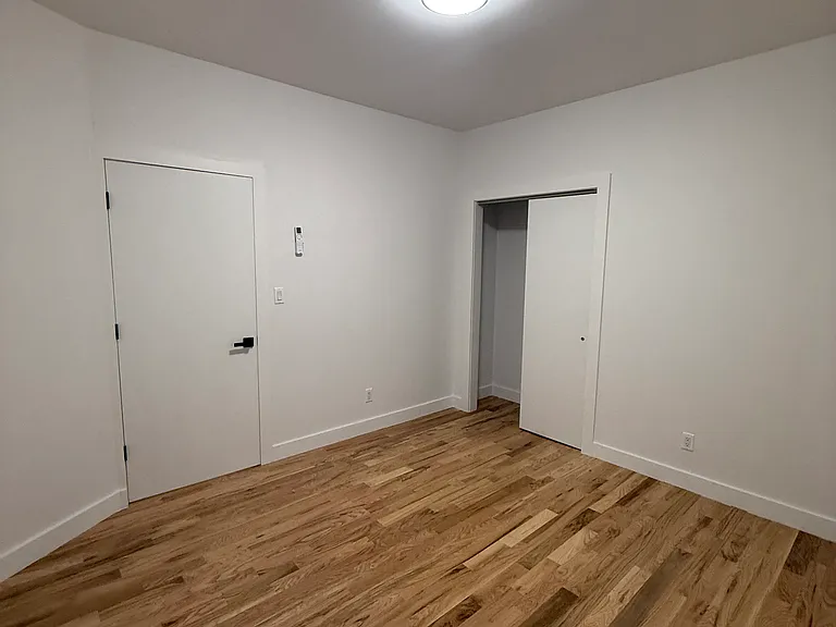 133 Highland Pl #2 — Photo 11