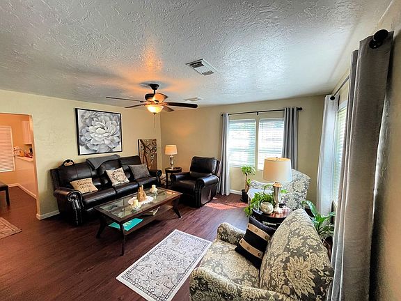 3rd image of 3235 42nd St