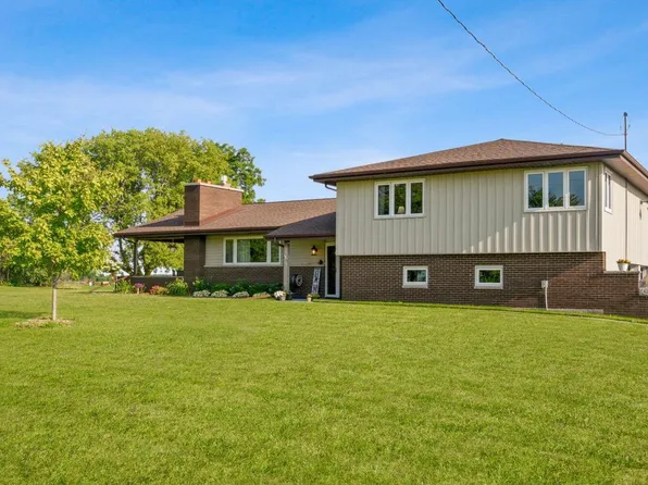 3689 West Wren LANE, Sheboygan Falls, WI 53073