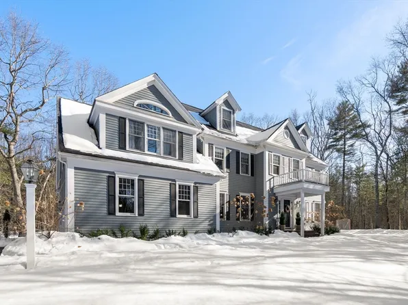 17 Boyden Rd, Medfield, MA 02052
