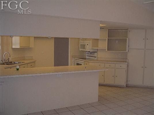 5th image of 206 Plainfield St