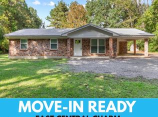 13109 Oak Haven Dr, Moss Point, MS 39562