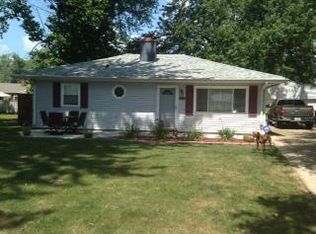 2432 E Devonshire Rd, Springfield, IL 62703