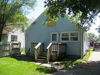 2nd image of 921 Banghart St