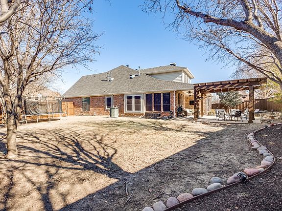 4th image of 5203 Cree Dr