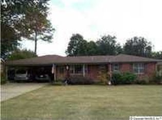 2807 Irwin Rd SW, Huntsville, AL 35801