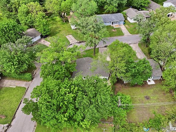 4th image of 123 W Orleans Ave