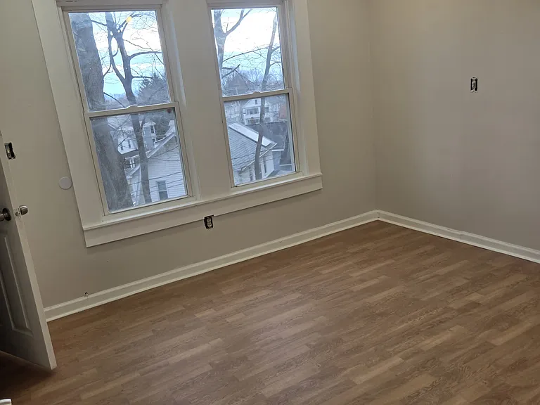 103 Wayne St #2 — Photo 5