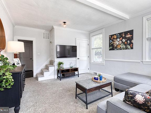 3rd image of 6504 Maplewood Rd