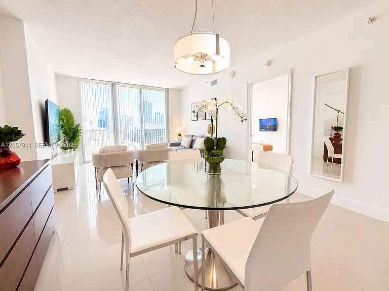 1750 N Bayshore Dr #3010 — Photo 11