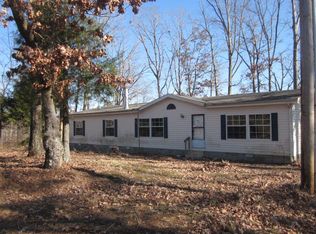 910 Mayberry Rd, Springville, TN 38256