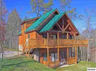 2947 Raven Fork Cir, Sevierville, TN 37876
